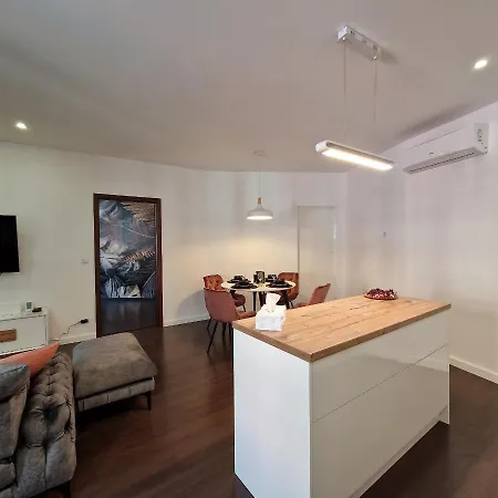 Newpearl Apartman Sopron Exterior photo